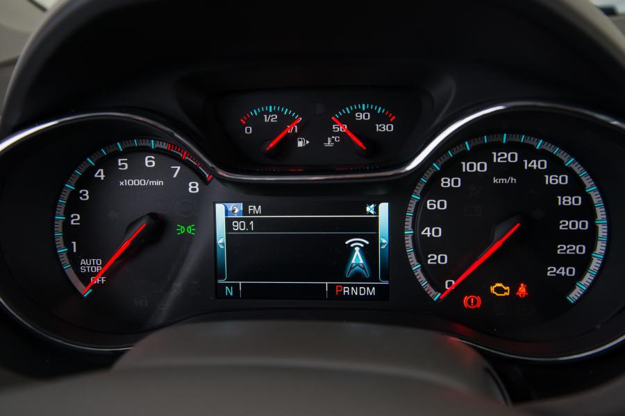 Панель приборов Chevrolet Cruze Sport6 2017 года  (LA) (фото 21 из 31)